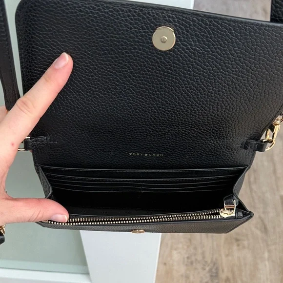 Tory Burch Thea Flat Wallet Crossbody - Picture 3 of 8